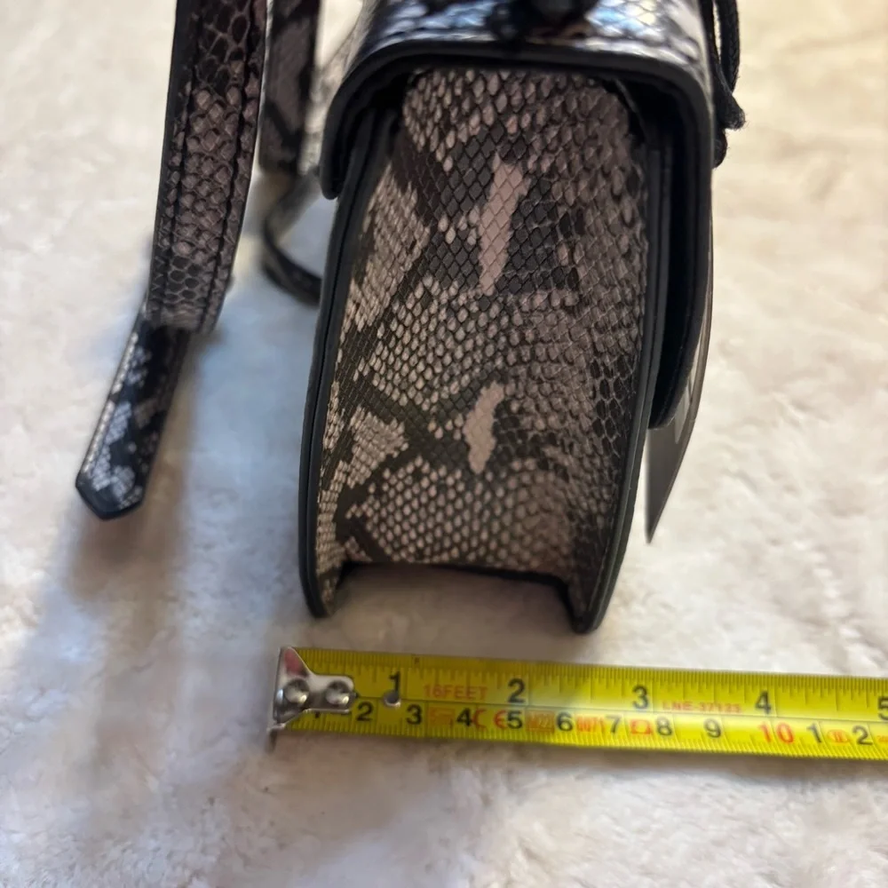 NWT Rachel Zoe Bag Pixie Black Gray Snakeskin Animal Print Crossbody Gold Hardwr